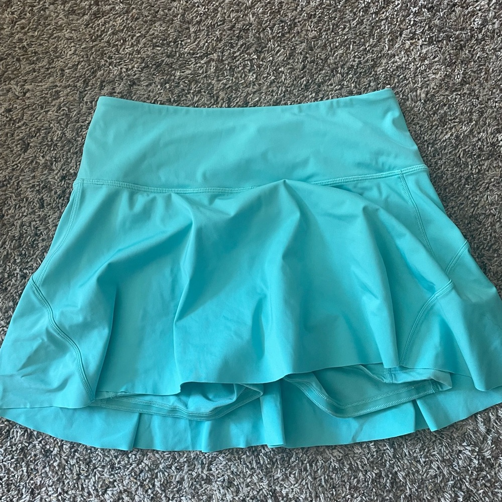 Athleta Ace tennis skirt size small. EUC